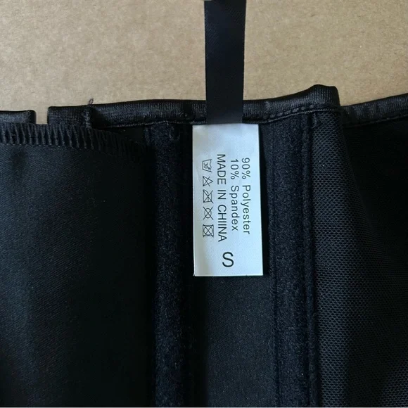 Adore Me Black Boned Corset Women’s Small Satin Black Laced Up Strapless Bustier - Picture 4 of 10